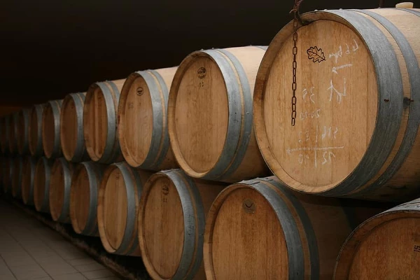 Average Price of Wood Barrels in Spain Is $125 per Unit